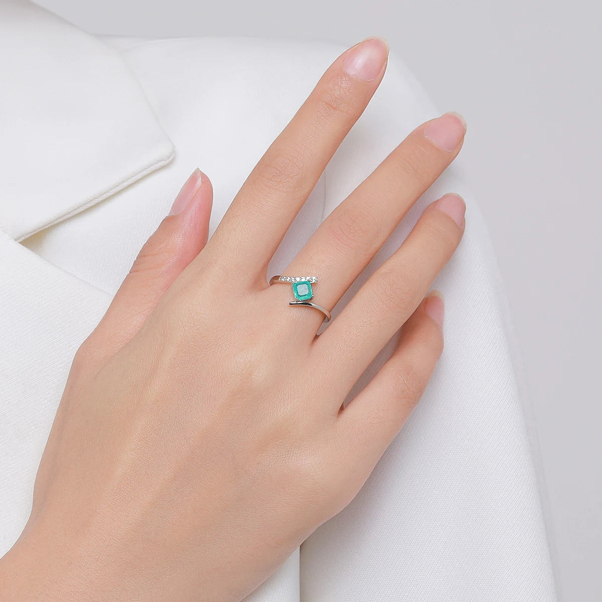 Women’s Turquoise Stone Ring in 925 Sterling Silver