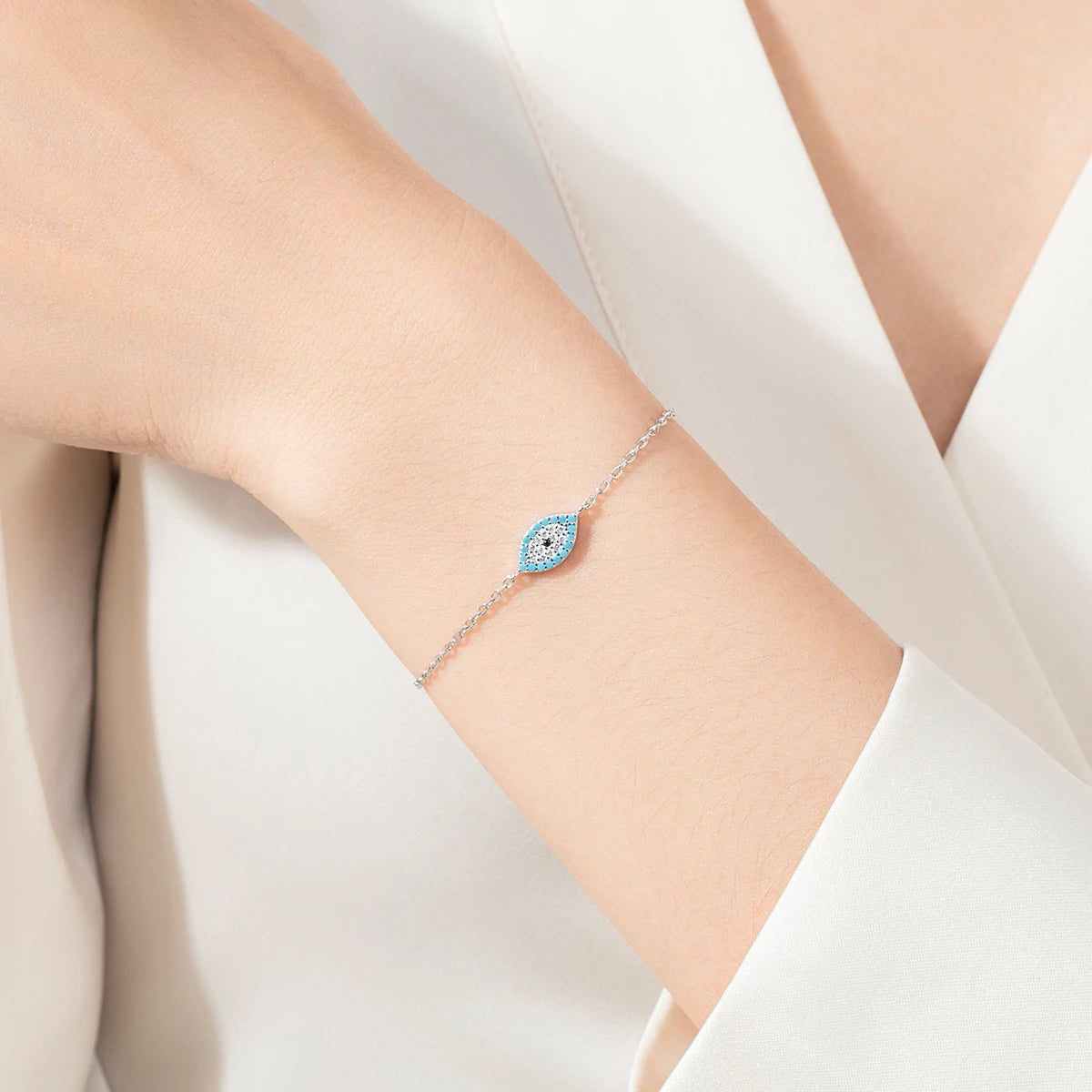 Women’s Blue Evil Eye Bracelet in 925 Sterling Silver