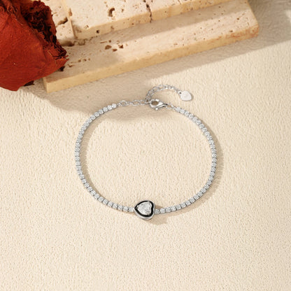 Women’s Paved Heart Bracelet in 925 Sterling Silver