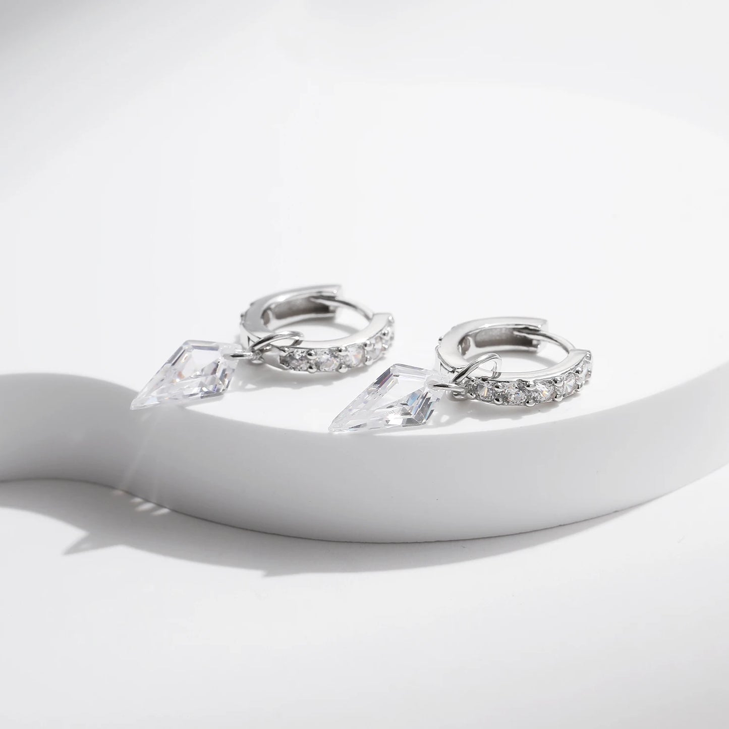 Women’s Geometric Hoop Earrings in 925 Sterling Silver