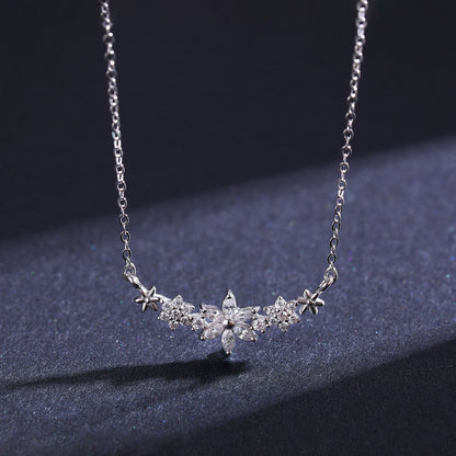 Women’s Star Necklace in 925 Sterling Silver